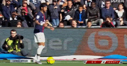 埃基蒂克：有时候我没有进球和助攻，但会用跑动来让队友进球（埃基蒂克：即便没有进球或助攻，也会用跑动为队友创造破门机会）