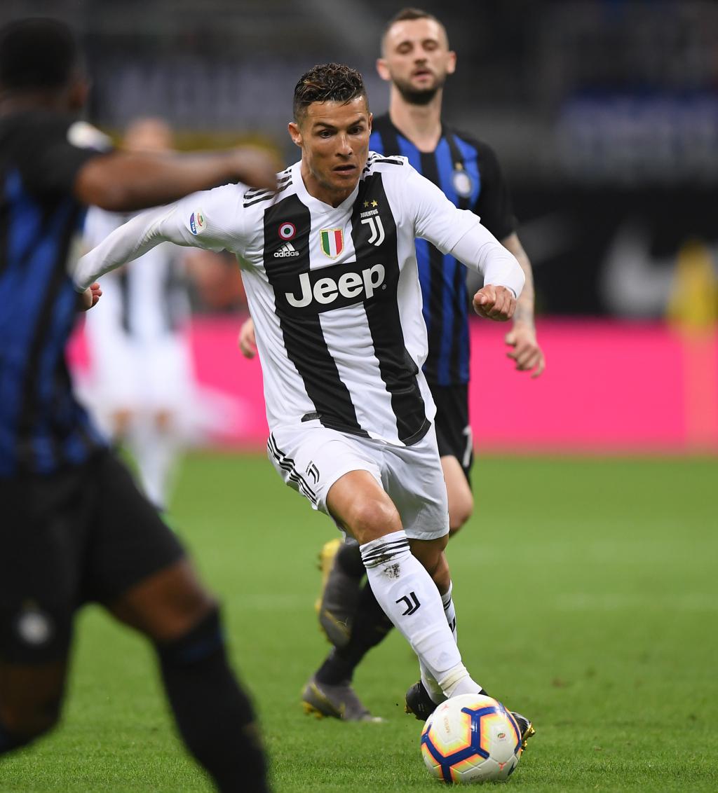 F1世界冠军现身2025阿布扎比大奖赛