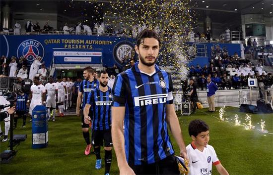 东契奇&詹姆斯半场合砍36分，无奈湖人丢70分落后12分（东契奇+詹姆斯半场36分仍难救主，湖人半场被轰70落后12分）