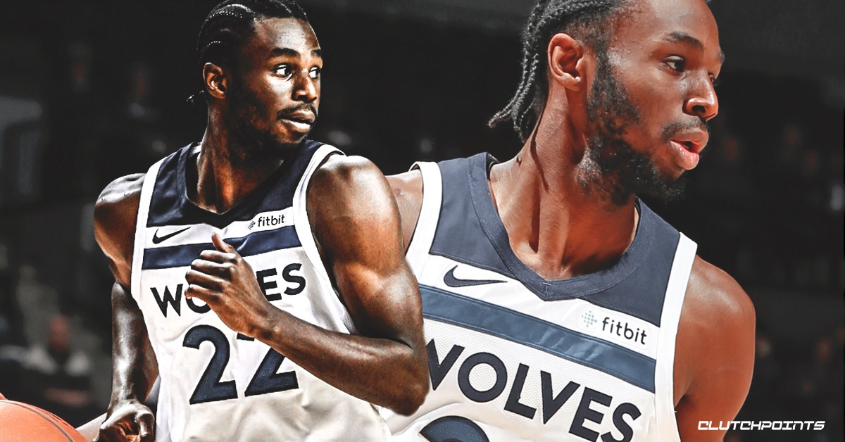 身临其境！跟着镜头冲进球场感受终场哨响瞬间迈阿密众将的喜悦（沉浸式视角：随镜头冲入球场，见证终场哨响时刻迈阿密众将的喜悦）