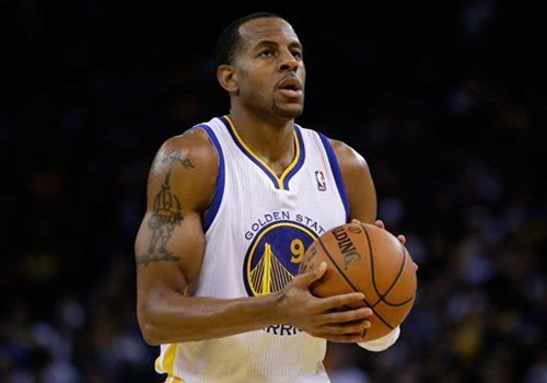 解放者杯决赛前瞻：帕尔梅拉斯进攻最强，弗拉门戈防守最稳固（解放者杯决战前瞻：帕尔梅拉斯攻击线最犀利，弗拉门戈防线最牢靠）