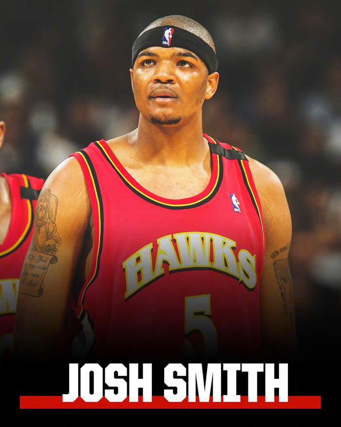 欧文突破防守连续得分（欧文强突防线连取分）